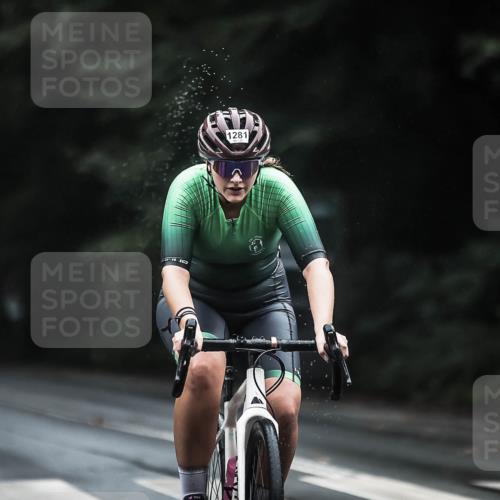 13.09.2026 - Stadtparktriathlon H.Heesch http://msf.ph/oto/10309787 13.09.2026 12:49:47 Radfahren 1070, 1085, 1161, 1281 meine-sportfotos.de