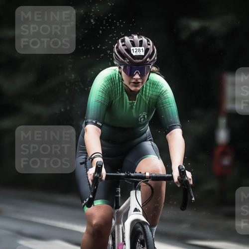 13.09.2026 - Stadtparktriathlon H.Heesch http://msf.ph/oto/10309808 13.09.2026 12:49:47 Radfahren 1070, 1085, 1161, 1281 meine-sportfotos.de