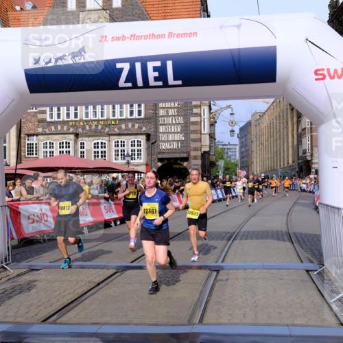 13.09.2026 - 21. swb-Marathon Bremen Tim E. http://msf.ph/oto/10309818 13.09.2026 10:52:48 Ziel 10761, 10812, 10906, 10958, 11109, 11350, 11604, 11605, 11669, 12361, 12439, 12533 meine-sportfotos.de