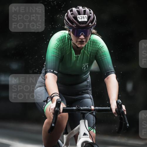 13.09.2026 - Stadtparktriathlon H.Heesch http://msf.ph/oto/10309823 13.09.2026 12:49:47 Radfahren 1070, 1085, 1161, 1281 meine-sportfotos.de