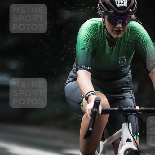 13.09.2026 - Stadtparktriathlon H.Heesch http://msf.ph/oto/10309829 13.09.2026 12:49:47 Radfahren 1070, 1085, 1161, 1281 meine-sportfotos.de