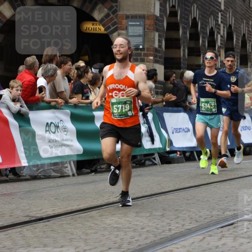 13.09.2026 - 21. swb-Marathon Bremen Strokosch-Dieckow http://msf.ph/oto/10309844 13.09.2026 13:03:37 Ziel 1372, 7206, 7478, 7715, 8028, 1090, 1587, 2889, 5143, 6973, 8096 meine-sportfotos.de
