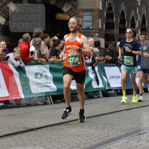 13.09.2026 - 21. swb-Marathon Bremen Strokosch-Dieckow http://msf.ph/oto/10309860 13.09.2026 13:03:37 Ziel 1372, 7206, 7478, 7715, 8028, 1090, 1587, 2889, 5143, 6973, 8096 meine-sportfotos.de