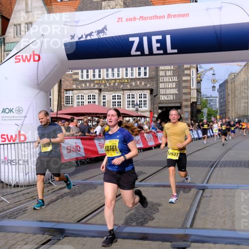 13.09.2026 - 21. swb-Marathon Bremen Tim E. http://msf.ph/oto/10309861 13.09.2026 10:52:49 Ziel 10193, 10761, 10812, 10906, 10958, 11109, 11144, 11350, 11362, 11604, 11605, 11669, 12361, 12439, 12533 meine-sportfotos.de