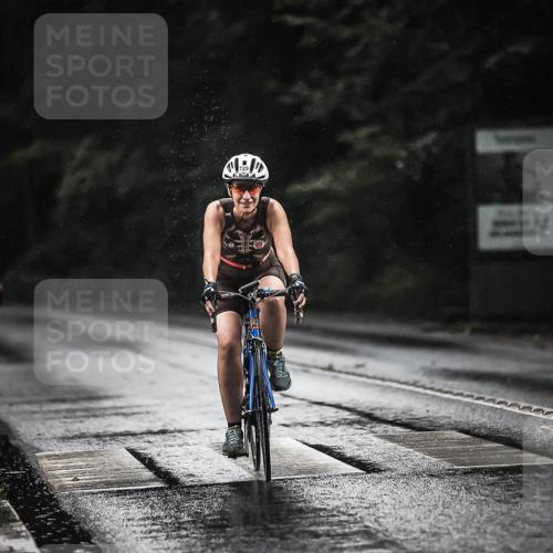 13.09.2026 - Stadtparktriathlon H.Heesch http://msf.ph/oto/10309879 13.09.2026 11:43:01 Radfahren 726, 729, 758, 822 meine-sportfotos.de