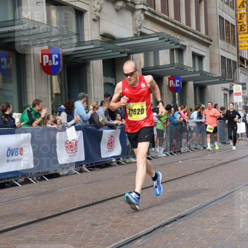 13.09.2026 - 21. swb-Marathon Bremen Strokosch-Dieckow http://msf.ph/oto/10309880 13.09.2026 10:54:52 Ziel 10555, 10646, 11001, 11014, 11466, 11620, 11631, 11860, 11908, 11910, 11976, 12201, 12218, 12549, 10589, 10608, 10646, 10704, 10901, 11040, 11174, 11389, 11569, 11874, 11889, 12038, 12313, 12519, 12800, 13526, 13592 meine-sportfotos.de