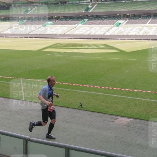 13.09.2026 - 21. swb-Marathon Bremen Michael Burmester http://msf.ph/oto/10309881 13.09.2026 12:43:47 Laufen im Stadion 439, 493, 623, 678, 681, 749, 819, 969, 1009, 1223, 1224, 1335, 1372, 1498, 1562, 1619, 1696, 1712, 1745, 1770, 1879, 1921, 2098, 2207, 2651, 2683, 3251, 3500, 3584, 3688, 4096, 4118, 4328, 4739, 4847, 4904, 5143, 5199, 5316, 5369, 5601, 5663, 5776, 5828, 6359, 6579, 6973, 7015, 7170, 7265, 7841, 7950, 8028, 8311, 8689, 8749, 8850, 8994, 9120, 9137, 9153, 9200, 9233, 9533, 9849, 13063, 13237, 126, 371, 453, 603, 640, 650, 671, 735, 744, 807, 862, 912, 957, 1136, 1336 meine-sportfotos.de