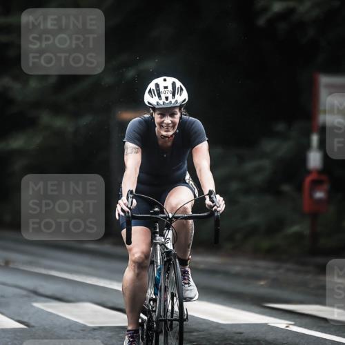 13.09.2026 - Stadtparktriathlon H.Heesch http://msf.ph/oto/10309920 13.09.2026 12:49:53 Radfahren 1070, 1085, 1089, 1300 meine-sportfotos.de