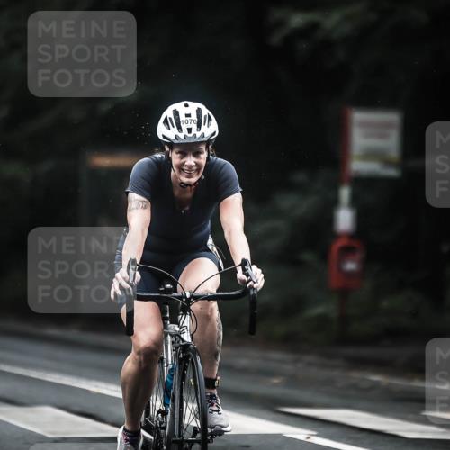 13.09.2026 - Stadtparktriathlon H.Heesch http://msf.ph/oto/10309930 13.09.2026 12:49:53 Radfahren 1070, 1085, 1089, 1300 meine-sportfotos.de