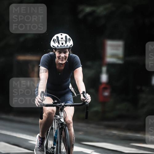 13.09.2026 - Stadtparktriathlon H.Heesch http://msf.ph/oto/10309935 13.09.2026 12:49:53 Radfahren 1070, 1085, 1089, 1300 meine-sportfotos.de