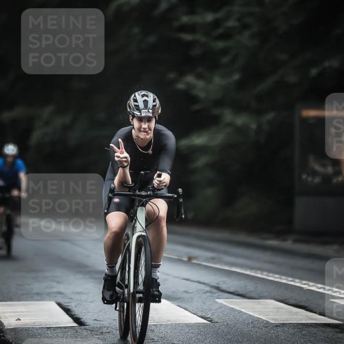 13.09.2026 - Stadtparktriathlon H.Heesch http://msf.ph/oto/10309956 13.09.2026 12:49:56 Radfahren 1070, 1085, 1089, 1177, 1210, 1300 meine-sportfotos.de