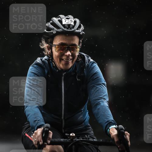 13.09.2026 - Stadtparktriathlon H.Heesch http://msf.ph/oto/10309965 13.09.2026 11:43:07 Radfahren 729, 756, 758, 908, 916, 924 meine-sportfotos.de
