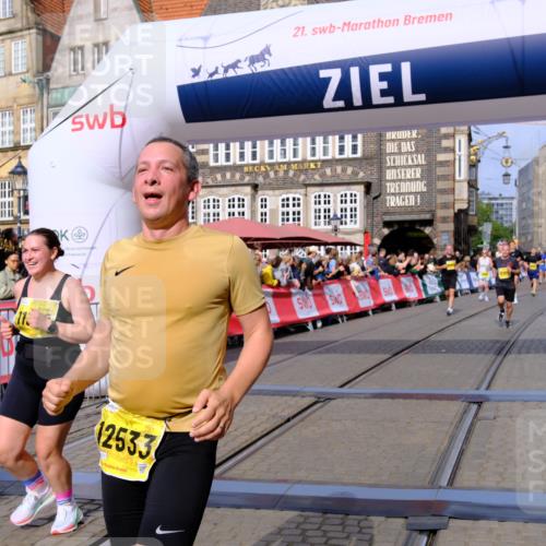 13.09.2026 - 21. swb-Marathon Bremen Tim E. http://msf.ph/oto/10309966 13.09.2026 10:52:51 Ziel 10193, 10339, 10652, 10761, 10812, 10906, 10958, 11002, 11109, 11144, 11350, 11362, 11604, 11605, 11669, 12361, 12399, 12439, 12533 meine-sportfotos.de