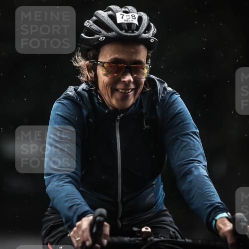 13.09.2026 - Stadtparktriathlon H.Heesch http://msf.ph/oto/10309973 13.09.2026 11:43:07 Radfahren 729, 756, 758, 908, 916, 924 meine-sportfotos.de