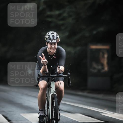 13.09.2026 - Stadtparktriathlon H.Heesch http://msf.ph/oto/10309978 13.09.2026 12:49:56 Radfahren 1070, 1085, 1089, 1177, 1210, 1300 meine-sportfotos.de
