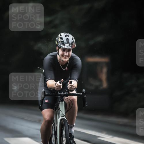 13.09.2026 - Stadtparktriathlon H.Heesch http://msf.ph/oto/10309988 13.09.2026 12:49:56 Radfahren 1070, 1085, 1089, 1177, 1210, 1300 meine-sportfotos.de