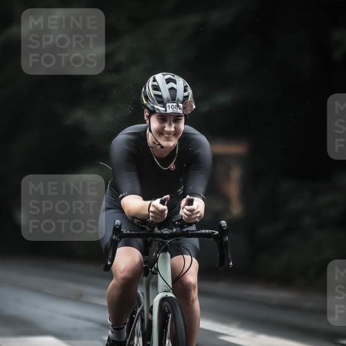 13.09.2026 - Stadtparktriathlon H.Heesch http://msf.ph/oto/10309992 13.09.2026 12:49:56 Radfahren 1070, 1085, 1089, 1177, 1210, 1300 meine-sportfotos.de