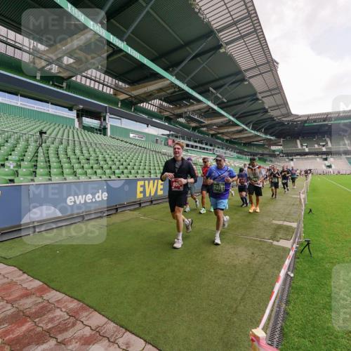 13.09.2026 - 21. swb-Marathon Bremen Michael Burmester http://msf.ph/oto/10309995 13.09.2026 13:07:13 Laufen im Stadion 109, 132, 156, 217, 287, 303, 310, 372, 430, 454, 489, 578, 607, 613, 682, 716, 784, 800, 808, 809, 831, 834, 846, 911, 922, 1083, 1173, 1189, 1205, 1210, 1274, 1322, 1364, 1365, 1369, 1387, 1395, 1437, 1532, 1533, 1545, 1574, 1581, 1600, 1823, 1831, 1841, 1848, 1854, 1871, 1909, 1926, 1938, 2003, 2070, 2076, 2090, 2219, 2275, 2283, 2310, 2318, 2355, 2356, 2393, 2405, 2440, 2492, 2565, 2611, 2699, 2707, 2721, 2731, 2755, 2802, 2818, 2831, 2866, 2902, 2911, 2949, 2960, 3055 meine-sportfotos.de