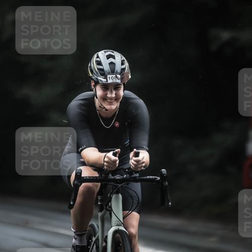 13.09.2026 - Stadtparktriathlon H.Heesch http://msf.ph/oto/10309997 13.09.2026 12:49:56 Radfahren 1070, 1085, 1089, 1177, 1210, 1300 meine-sportfotos.de