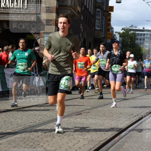 13.09.2026 - 21. swb-Marathon Bremen Strokosch-Dieckow http://msf.ph/oto/10310003 13.09.2026 13:30:35 Ziel 881, 1308, 1909, 1938, 2265, 2364, 2900, 4763, 5615, 6225, 6942, 6992, 6994, 7184, 7609, 7932, 7966, 8090, 8105, 8115, 8169, 8314, 8441, 8494, 9015, 9125, 9412, 9529, 800, 834, 1533, 1771, 1841, 1926, 1941, 2369, 2452, 2723, 2985, 4342, 4757, 4920, 5681, 5802, 5822, 5900, 6134, 6343, 6523, 7012, 9653, 9692, 9699, 13090 meine-sportfotos.de