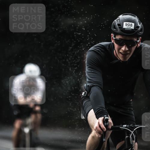 13.09.2026 - Stadtparktriathlon H.Heesch http://msf.ph/oto/10310010 13.09.2026 11:43:09 Radfahren 756, 758, 828, 908, 916, 924 meine-sportfotos.de