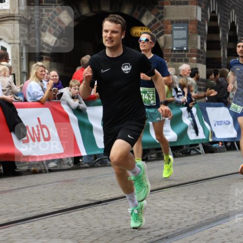 13.09.2026 - 21. swb-Marathon Bremen Strokosch-Dieckow http://msf.ph/oto/10310041 13.09.2026 13:03:38 Ziel 1372, 7206, 7478, 7715, 8028, 1587, 2889, 5143, 6973, 8096, 9642 meine-sportfotos.de