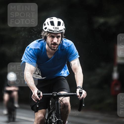 13.09.2026 - Stadtparktriathlon H.Heesch http://msf.ph/oto/10310043 13.09.2026 12:50:00 Radfahren 1089, 1177, 1210, 1276, 1300 meine-sportfotos.de