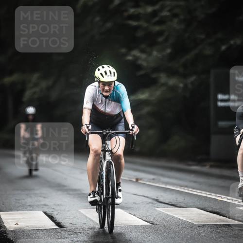13.09.2026 - Stadtparktriathlon H.Heesch http://msf.ph/oto/10310069 13.09.2026 12:50:01 Radfahren 1089, 1177, 1210, 1276, 1300 meine-sportfotos.de