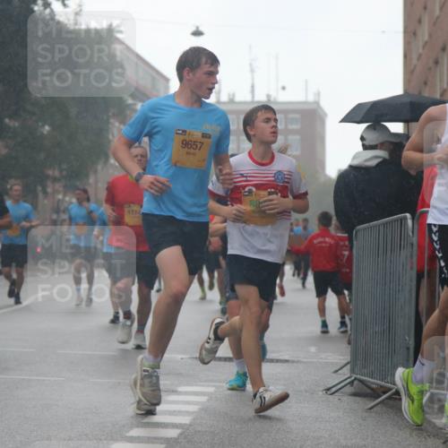 13.09.2026 - Kiel Lauf Markus Tischler http://msf.ph/oto/10310160 13.09.2026 10:35:28 Fleethörn 846, 1174, 38, 9657, 38, 1313 meine-sportfotos.de