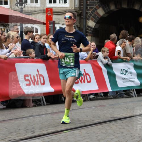 13.09.2026 - 21. swb-Marathon Bremen Strokosch-Dieckow http://msf.ph/oto/10310163 13.09.2026 13:03:39 Ziel 1372, 7206, 7478, 7715, 8028, 1587, 2889, 5143, 6973, 8096, 9642 meine-sportfotos.de