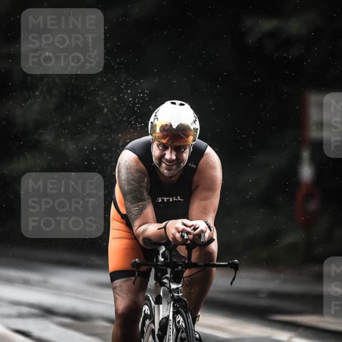 13.09.2026 - Stadtparktriathlon H.Heesch http://msf.ph/oto/10310175 13.09.2026 11:43:19 Radfahren 756, 828, 854, 914, 918 meine-sportfotos.de