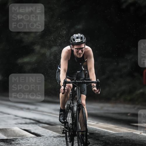 13.09.2026 - Stadtparktriathlon H.Heesch http://msf.ph/oto/10310199 13.09.2026 11:43:20 Radfahren 828, 854, 914, 918 meine-sportfotos.de