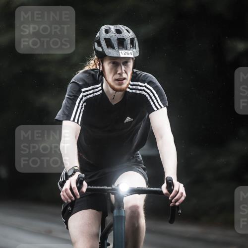 13.09.2026 - Stadtparktriathlon H.Heesch http://msf.ph/oto/10310201 13.09.2026 12:50:17 Radfahren 1080, 1094, 1106, 1144, 1249, 1264, 1301, 1306 meine-sportfotos.de