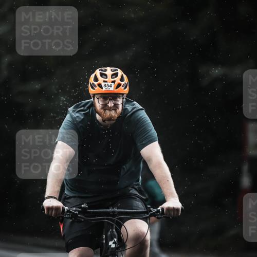13.09.2026 - Stadtparktriathlon H.Heesch http://msf.ph/oto/10310267 13.09.2026 11:43:24 Radfahren 854, 914, 918 meine-sportfotos.de