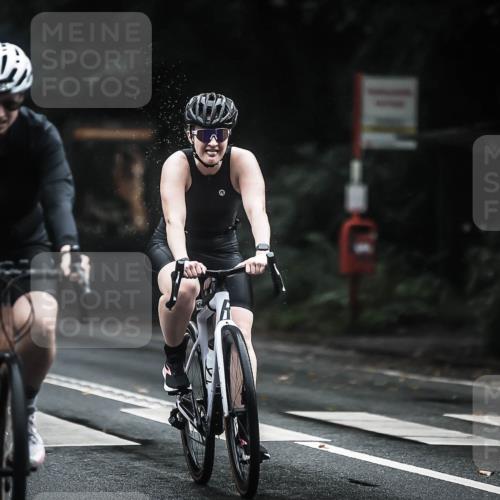 13.09.2026 - Stadtparktriathlon H.Heesch http://msf.ph/oto/10310269 13.09.2026 12:50:22 Radfahren 1080, 1094, 1144, 1150, 1249, 1264, 1306 meine-sportfotos.de