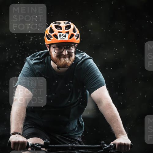 13.09.2026 - Stadtparktriathlon H.Heesch http://msf.ph/oto/10310287 13.09.2026 11:43:24 Radfahren 854, 914, 918 meine-sportfotos.de