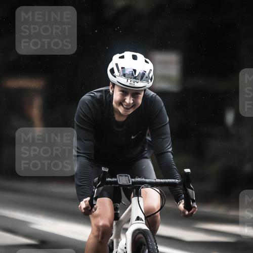 13.09.2026 - Stadtparktriathlon H.Heesch http://msf.ph/oto/10310321 13.09.2026 12:50:25 Radfahren 1080, 1094, 1144, 1150, 1249 meine-sportfotos.de