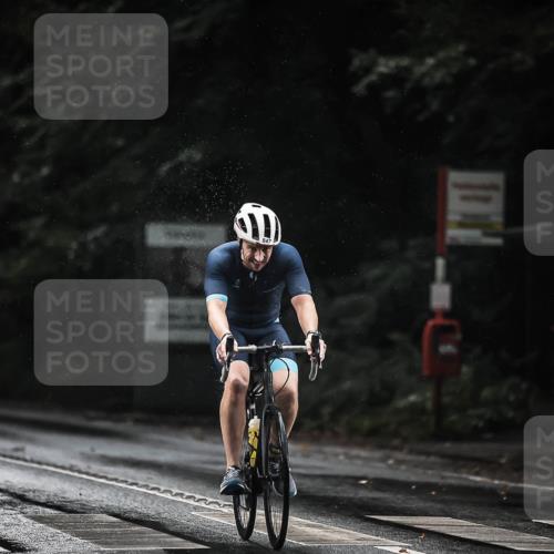 13.09.2026 - Stadtparktriathlon H.Heesch http://msf.ph/oto/10310329 13.09.2026 11:43:32 Radfahren 796, 812, 847, 937 meine-sportfotos.de