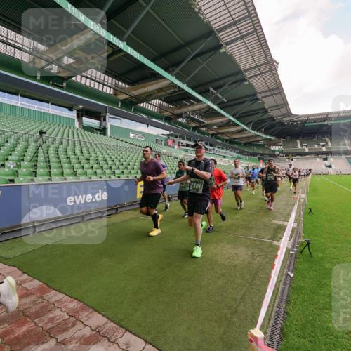 13.09.2026 - 21. swb-Marathon Bremen Michael Burmester http://msf.ph/oto/10310345 13.09.2026 13:07:46 Laufen im Stadion 132, 156, 303, 310, 372, 489, 551, 607, 682, 716, 800, 808, 809, 831, 834, 846, 884, 911, 922, 1083, 1124, 1173, 1189, 1205, 1210, 1285, 1289, 1322, 1364, 1365, 1369, 1387, 1395, 1437, 1532, 1545, 1559, 1600, 1688, 1823, 1831, 1841, 1848, 1854, 1871, 1899, 1926, 1938, 2003, 2041, 2070, 2090, 2215, 2219, 2229, 2275, 2283, 2318, 2356, 2366, 2405, 2440, 2492, 2565, 2611, 2635, 2699, 2707, 2721, 2727, 2731, 2755, 2782, 2802, 2818, 2831, 2866, 2902, 2911, 2930, 2949, 2960 meine-sportfotos.de