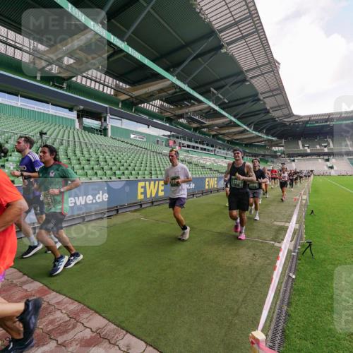 13.09.2026 - 21. swb-Marathon Bremen Michael Burmester http://msf.ph/oto/10310357 13.09.2026 13:07:48 Laufen im Stadion 132, 156, 303, 310, 372, 489, 551, 607, 682, 716, 800, 808, 809, 831, 834, 846, 884, 911, 922, 1083, 1124, 1173, 1189, 1205, 1210, 1285, 1289, 1322, 1364, 1369, 1387, 1395, 1437, 1532, 1545, 1559, 1600, 1688, 1823, 1831, 1841, 1848, 1854, 1871, 1899, 1926, 1938, 2003, 2041, 2070, 2090, 2215, 2219, 2229, 2275, 2283, 2318, 2356, 2366, 2405, 2440, 2492, 2565, 2611, 2635, 2699, 2707, 2721, 2727, 2731, 2755, 2782, 2802, 2818, 2831, 2866, 2897, 2902, 2911, 2930, 2949, 2960 meine-sportfotos.de