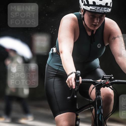 13.09.2026 - Stadtparktriathlon H.Heesch http://msf.ph/oto/10310376 13.09.2026 12:50:33 Radfahren 1159, 1160, 1292 meine-sportfotos.de