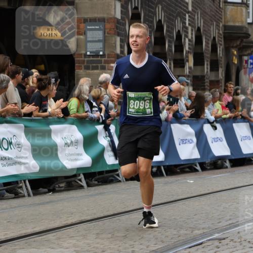 13.09.2026 - 21. swb-Marathon Bremen Strokosch-Dieckow http://msf.ph/oto/10310385 13.09.2026 13:03:47 Ziel 1372, 1950, 3092, 7206, 7715, 895, 2094, 2889, 3500, 4236, 8096, 9061, 9129, 9642 meine-sportfotos.de