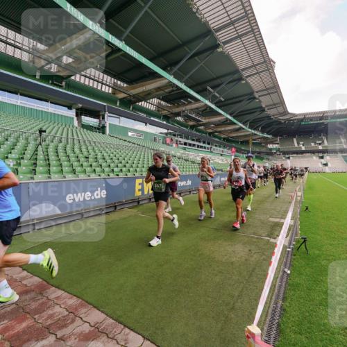 13.09.2026 - 21. swb-Marathon Bremen Michael Burmester http://msf.ph/oto/10310388 13.09.2026 13:07:50 Laufen im Stadion 132, 156, 310, 372, 489, 551, 607, 682, 716, 800, 808, 809, 831, 834, 846, 884, 911, 922, 1083, 1124, 1173, 1189, 1205, 1210, 1285, 1289, 1322, 1364, 1369, 1387, 1395, 1437, 1532, 1545, 1559, 1600, 1688, 1831, 1841, 1848, 1854, 1871, 1899, 1926, 1938, 2003, 2041, 2070, 2090, 2215, 2219, 2229, 2275, 2283, 2318, 2356, 2366, 2405, 2440, 2492, 2565, 2611, 2635, 2699, 2707, 2721, 2727, 2731, 2755, 2782, 2802, 2818, 2831, 2866, 2897, 2902, 2911, 2930, 2949, 2960 meine-sportfotos.de