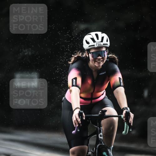 13.09.2026 - Stadtparktriathlon H.Heesch http://msf.ph/oto/10310393 13.09.2026 11:43:34 Radfahren 796, 812, 847, 937 meine-sportfotos.de