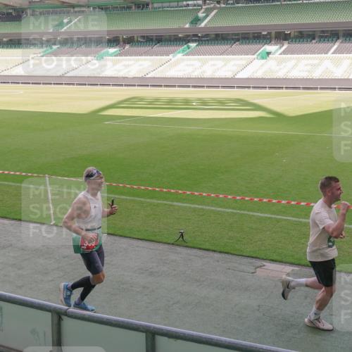 13.09.2026 - 21. swb-Marathon Bremen Michael Burmester http://msf.ph/oto/10310421 13.09.2026 12:44:53 Laufen im Stadion 280, 339, 474, 493, 508, 623, 678, 681, 715, 788, 969, 1264, 1277, 1301, 1335, 1372, 1498, 1696, 1770, 1937, 1975, 2020, 2098, 3092, 3271, 3500, 3609, 4110, 4118, 4328, 4739, 4904, 5092, 5143, 5199, 5369, 5601, 5776, 5996, 6579, 6918, 6973, 7015, 7170, 7206, 7265, 7478, 7715, 7841, 7950, 8028, 8054, 8096, 8850, 8936, 9070, 9129, 9137, 9233, 9306, 9583, 9642, 13063, 13168, 13237, 126, 371, 603, 640, 650, 671, 735, 744, 862, 912, 957, 1136, 1336, 1411, 1667, 1822 meine-sportfotos.de