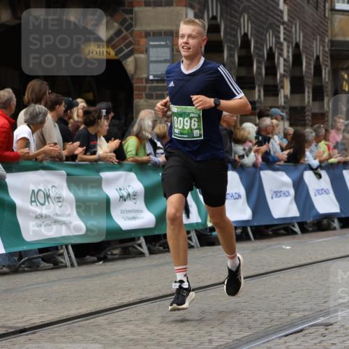 13.09.2026 - 21. swb-Marathon Bremen Strokosch-Dieckow http://msf.ph/oto/10310423 13.09.2026 13:03:47 Ziel 1372, 1950, 3092, 7206, 7715, 895, 2094, 2889, 3500, 4236, 8096, 9061, 9129, 9642 meine-sportfotos.de
