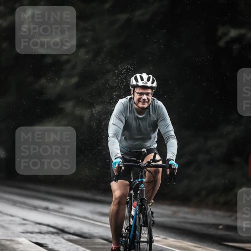 13.09.2026 - Stadtparktriathlon H.Heesch http://msf.ph/oto/10310456 13.09.2026 11:43:44 Radfahren 795, 938 meine-sportfotos.de