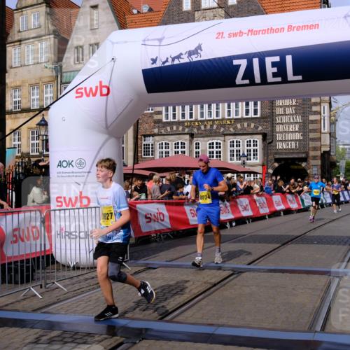 13.09.2026 - 21. swb-Marathon Bremen Tim E. http://msf.ph/oto/10310457 13.09.2026 10:53:04 Ziel 10193, 10304, 10339, 10652, 10734, 10827, 10906, 11002, 11038, 11109, 11144, 11362, 11386, 11597, 12019, 12338, 12399 meine-sportfotos.de