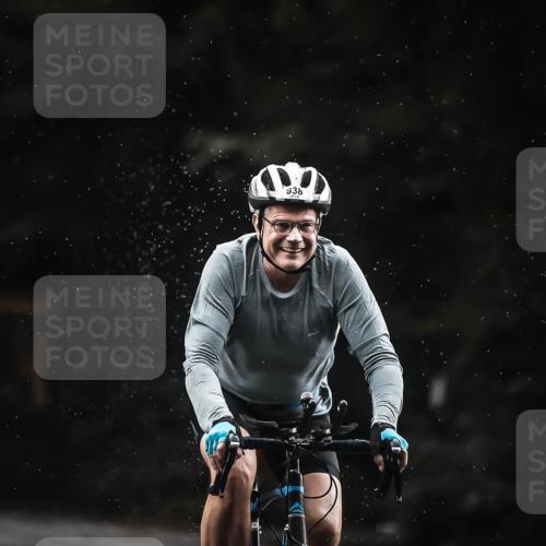 13.09.2026 - Stadtparktriathlon H.Heesch http://msf.ph/oto/10310486 13.09.2026 11:43:45 Radfahren 795, 938 meine-sportfotos.de