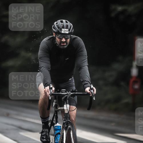 13.09.2026 - Stadtparktriathlon H.Heesch http://msf.ph/oto/10310503 13.09.2026 12:50:46 Radfahren 1107, 1243 meine-sportfotos.de